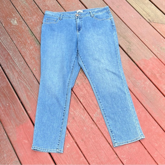 Coldwater Creek Women’s Light Blue 16P 5 pocket Jeans RN 98516 - Picture 2 of 7